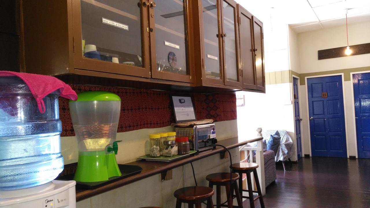 Auberge de jeunesse Borneo Backpackers à Kota Kinabalu Extérieur photo